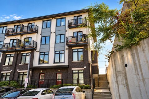Photo 32 at 25 - 630 Rogers Road, Eglinton West, Toronto