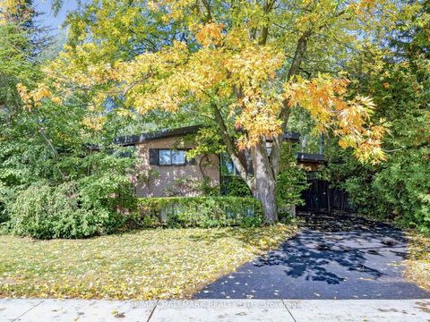 Photo 1 at 91 Larkfield Drive, Don Mills, Toronto