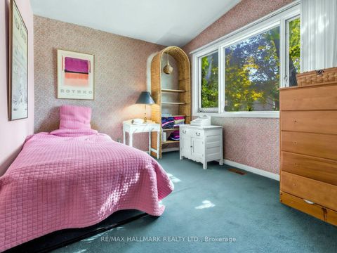 Photo 18 at 91 Larkfield Drive, Don Mills, Toronto