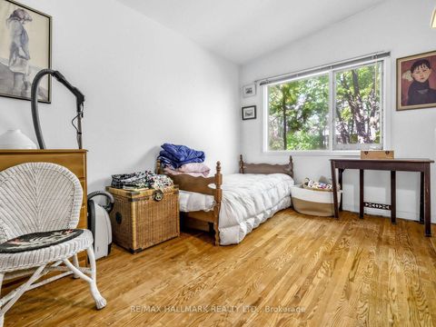Photo 19 at 91 Larkfield Drive, Don Mills, Toronto