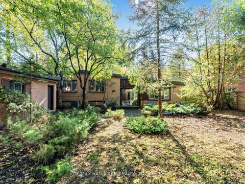 Photo 27 at 91 Larkfield Drive, Don Mills, Toronto