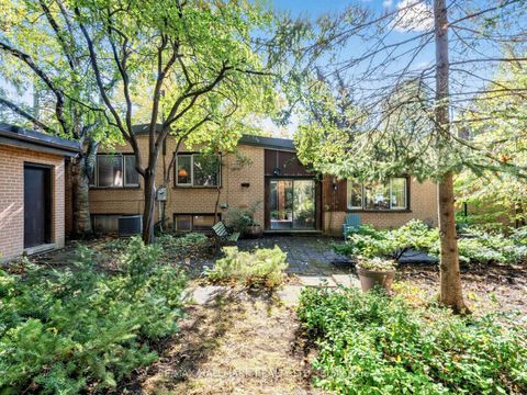 Photo 29 at 91 Larkfield Drive, Don Mills, Toronto