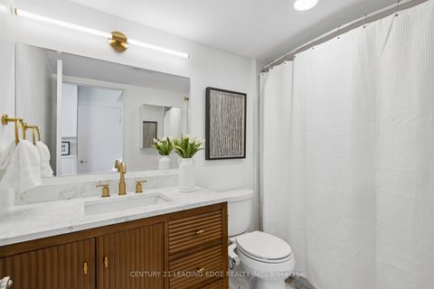 Photo 35 at 2214 - 44 St Joseph Street, Bay Street Corridor, Toronto