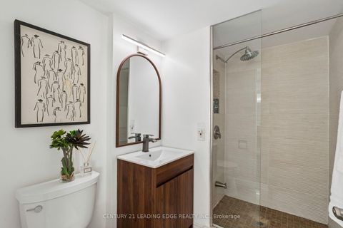 Photo 37 at 2214 - 44 St Joseph Street, Bay Street Corridor, Toronto