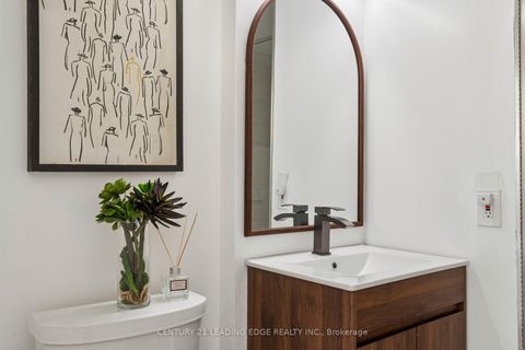 Photo 38 at 2214 - 44 St Joseph Street, Bay Street Corridor, Toronto
