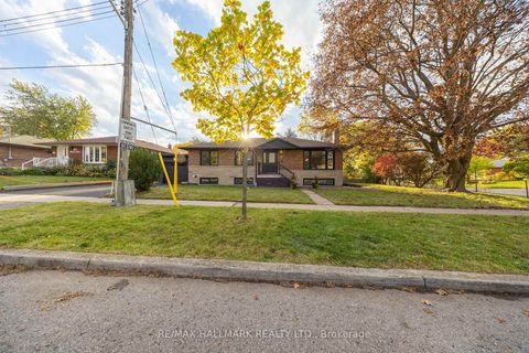 Photo 3 at 104 Benshire Drive, Woburn, Toronto