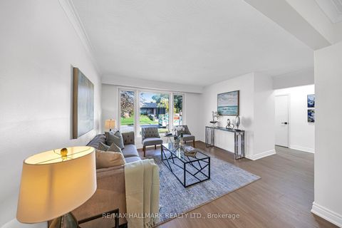 Photo 9 at 104 Benshire Drive, Woburn, Toronto