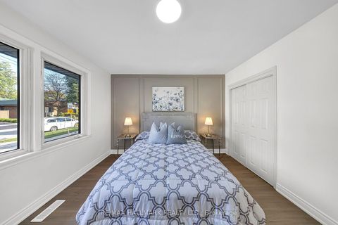 Photo 17 at 104 Benshire Drive, Woburn, Toronto