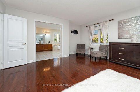 Photo 20 at 120 Golden Orchard Road, Patterson, Vaughan