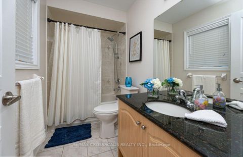Photo 24 at 120 Golden Orchard Road, Patterson, Vaughan