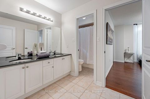 Photo 26 at 120 Golden Orchard Road, Patterson, Vaughan