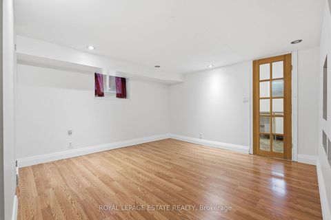 Photo 34 at 6 Sandford Avenue, South Riverdale, Toronto
