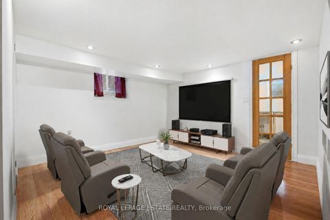 Photo 35 at 6 Sandford Avenue, South Riverdale, Toronto