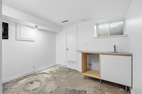 Photo 39 at 6 Sandford Avenue, South Riverdale, Toronto