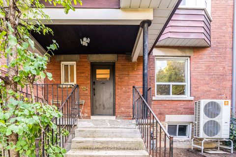 Photo 1 at 32 Thome Crescent, Wychwood, Toronto