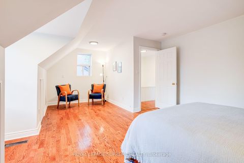 Photo 22 at 32 Thome Crescent, Wychwood, Toronto