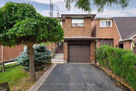 Photo 1 at 28 Oakmount Crescent, Glen Shields, Vaughan
