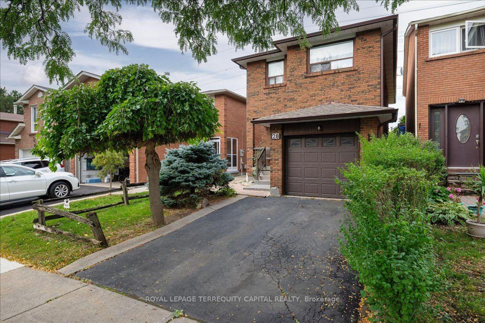 28 Oakmount Crescent, Glen Shields, Vaughan photo number 2