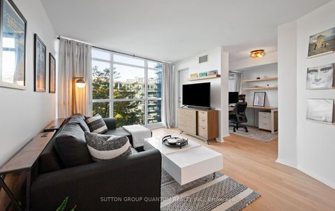 Photo 2 at 1110 - 219 Fort York Boulevard, Niagara, Toronto
