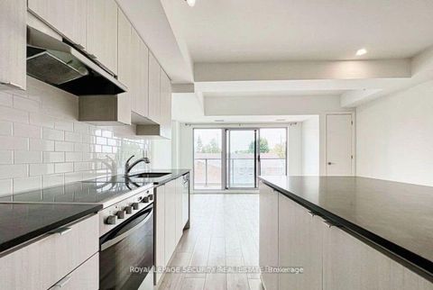 Photo 11 at 216 - 408 Browns Line, Alderwood, Toronto