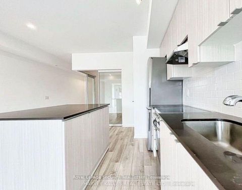 Photo 12 at 216 - 408 Browns Line, Alderwood, Toronto