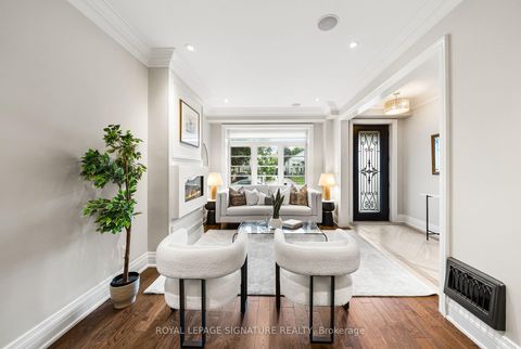 Photo 4 at 39 Regina Avenue, Lawrence, Toronto