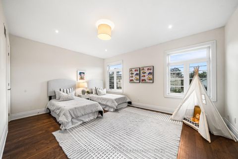 Photo 21 at 39 Regina Avenue, Lawrence, Toronto
