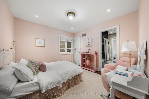 Photo 23 at 39 Regina Avenue, Lawrence, Toronto