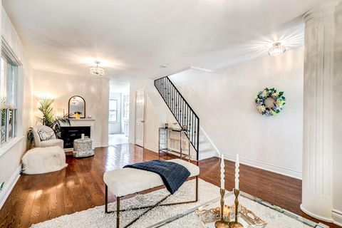 Photo 3 at 105 Earlscourt Avenue, Davenport, Toronto