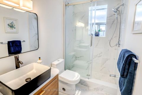 Photo 13 at 105 Earlscourt Avenue, Davenport, Toronto