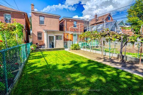 Photo 18 at 105 Earlscourt Avenue, Davenport, Toronto
