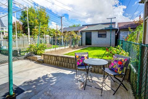 Photo 21 at 105 Earlscourt Avenue, Davenport, Toronto