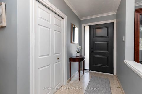 Photo 5 at 82 Renault Crescent, Humber Heights, Toronto