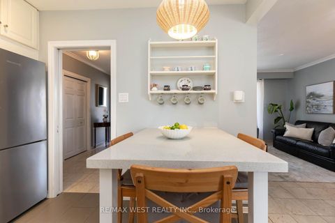 Photo 16 at 82 Renault Crescent, Humber Heights, Toronto