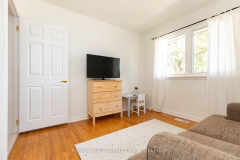 Photo 25 at 82 Renault Crescent, Humber Heights, Toronto