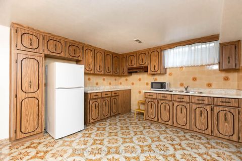 Photo 35 at 82 Renault Crescent, Humber Heights, Toronto