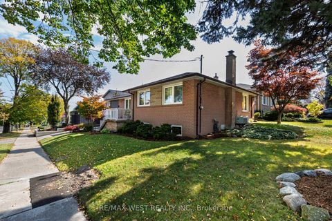 Photo 42 at 82 Renault Crescent, Humber Heights, Toronto