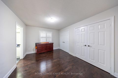 Photo 23 at 96 Maverick Crescent, Patterson, Vaughan