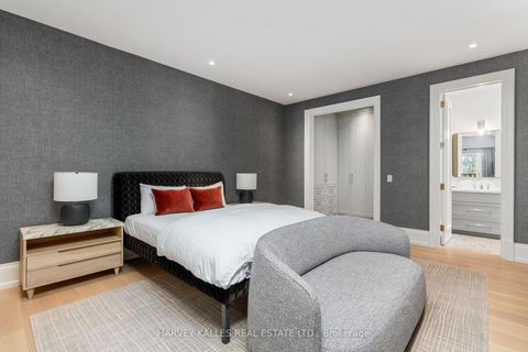 Photo 35 at 221 Forest Hill Road, Forest Hill South, Toronto
