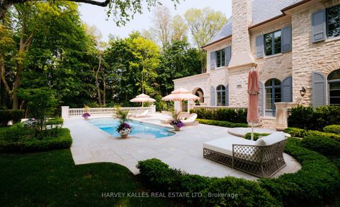 Photo 39 at 221 Forest Hill Road, Forest Hill South, Toronto