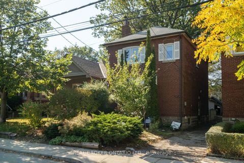 Photo 1 at 100 Oak Park Avenue, Lumsden, Toronto