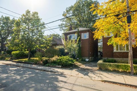 Photo 2 at 100 Oak Park Avenue, Lumsden, Toronto