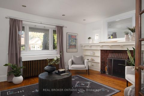 Photo 4 at 100 Oak Park Avenue, Lumsden, Toronto