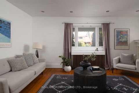 Photo 5 at 100 Oak Park Avenue, Lumsden, Toronto