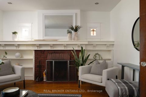Photo 6 at 100 Oak Park Avenue, Lumsden, Toronto