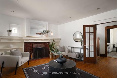 Photo 9 at 100 Oak Park Avenue, Lumsden, Toronto