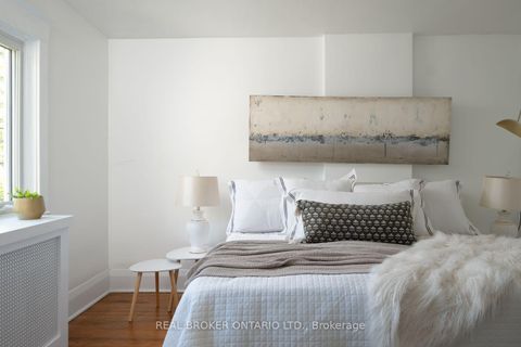 Photo 19 at 100 Oak Park Avenue, Lumsden, Toronto