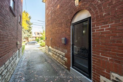 Photo 44 at 100 Oak Park Avenue, Lumsden, Toronto
