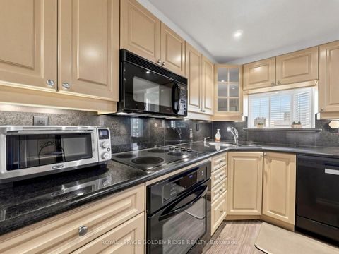 Photo 16 at 1002 - 65 Spring Garden Avenue, Willowdale East, Toronto