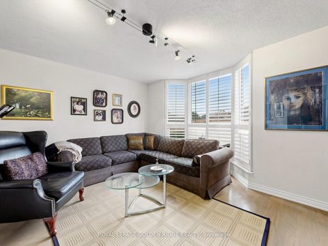 Photo 17 at 1002 - 65 Spring Garden Avenue, Willowdale East, Toronto